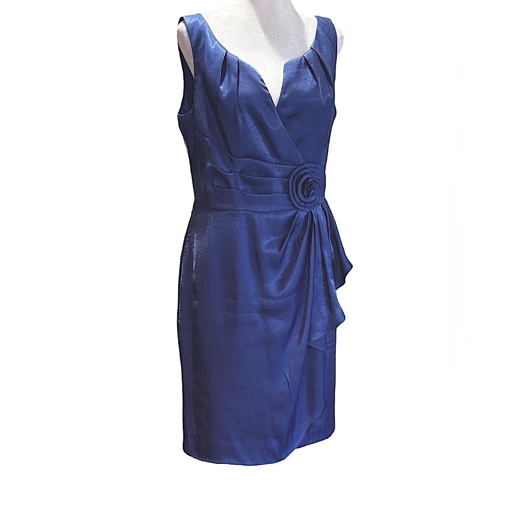 Adrianna Papell Women’s Sleeveless Pristine Chic Cocktail Dress Party Ready-Blue